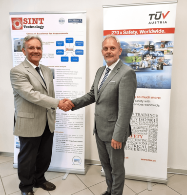 At home in Italy and all over the world: TÜV AUSTRIA acquires majority stake in SINT TECHNOLOGY: SINT Tech GM Emilio Valentini (l) and TÜV AUSTRIA Group's Reinhard Preiss (C) TÜV AUSTRIA