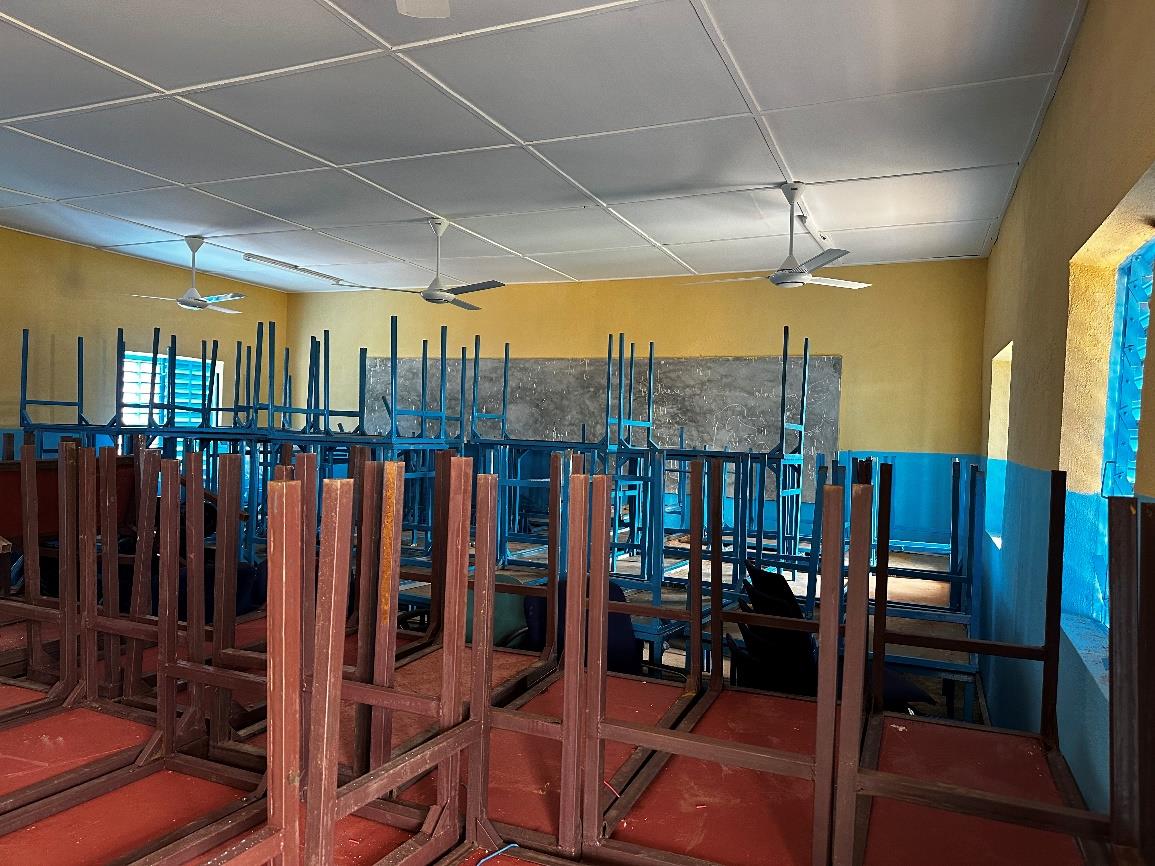 Projekt Nanoro | Möblierung | Bethel High School in Burkina Faso