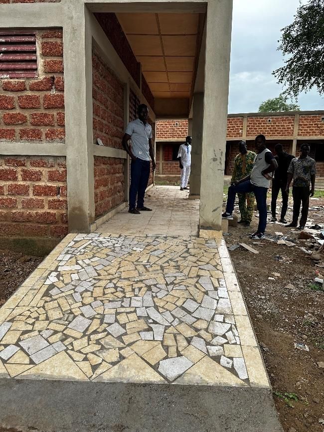 Projekt Nanoro | Sanitärgebäude | Bethel High School in Burkina Faso