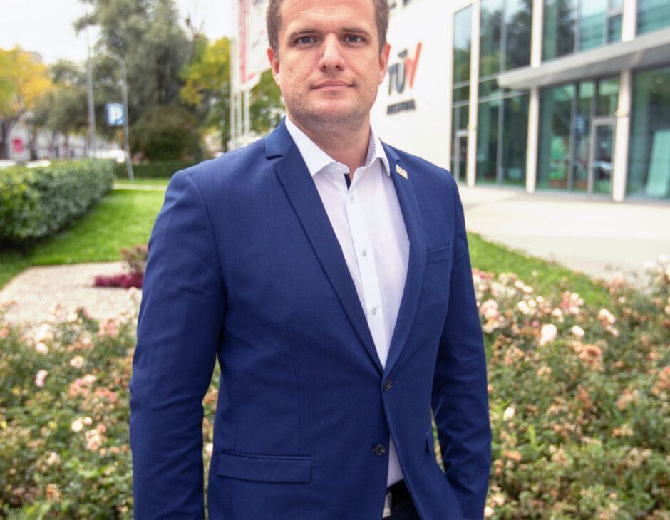 Andreas Gruber, Geschäftsführer TRUSTIFAI, das KI-Joint Venture des TÜV AUSTRIA und SCCH: "„Unternehmen sorgen mit TRUSTED AI für Klarheit in der Datenwelt und heben die Zuverlässigkeit ihrer KI-Systeme auf ein neues Level“, (C) TÜV AUSTRIA, Mario Koller